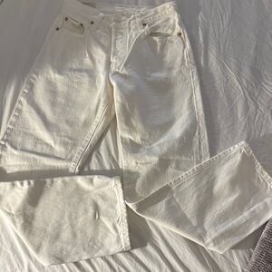 White Levi jeans